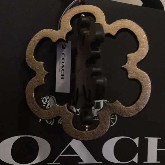 COACH - SPINNING SNOWFLAKE BAG CHARM (NWT) - Picture 6 of 12